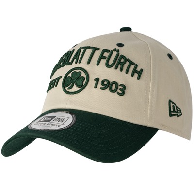 Cap von New Era in den Farben Off-white und Dunkelgrün mit dem Schriftzug "Kleeblatt Fürth seit 1903" und dem Kleeblatt Logo