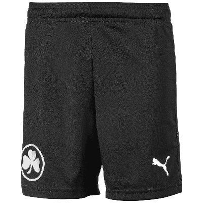 offizielle Spielshort zum Ausweichoutfit