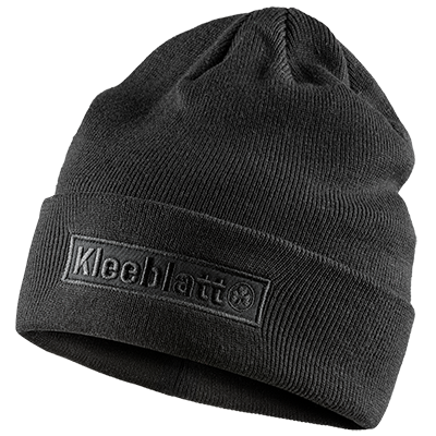Mütze in der Farbe Schwarz mit Schriftzug "Kleebatt" und Kleeblatt Logo in Schwarz auf schwarzem Badge